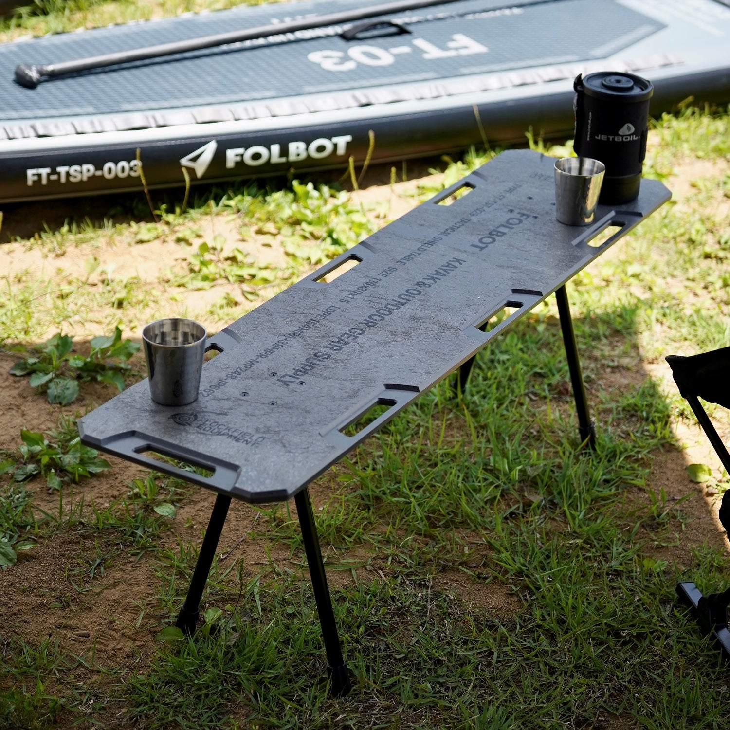 TACTICAL SHIELD TABLE