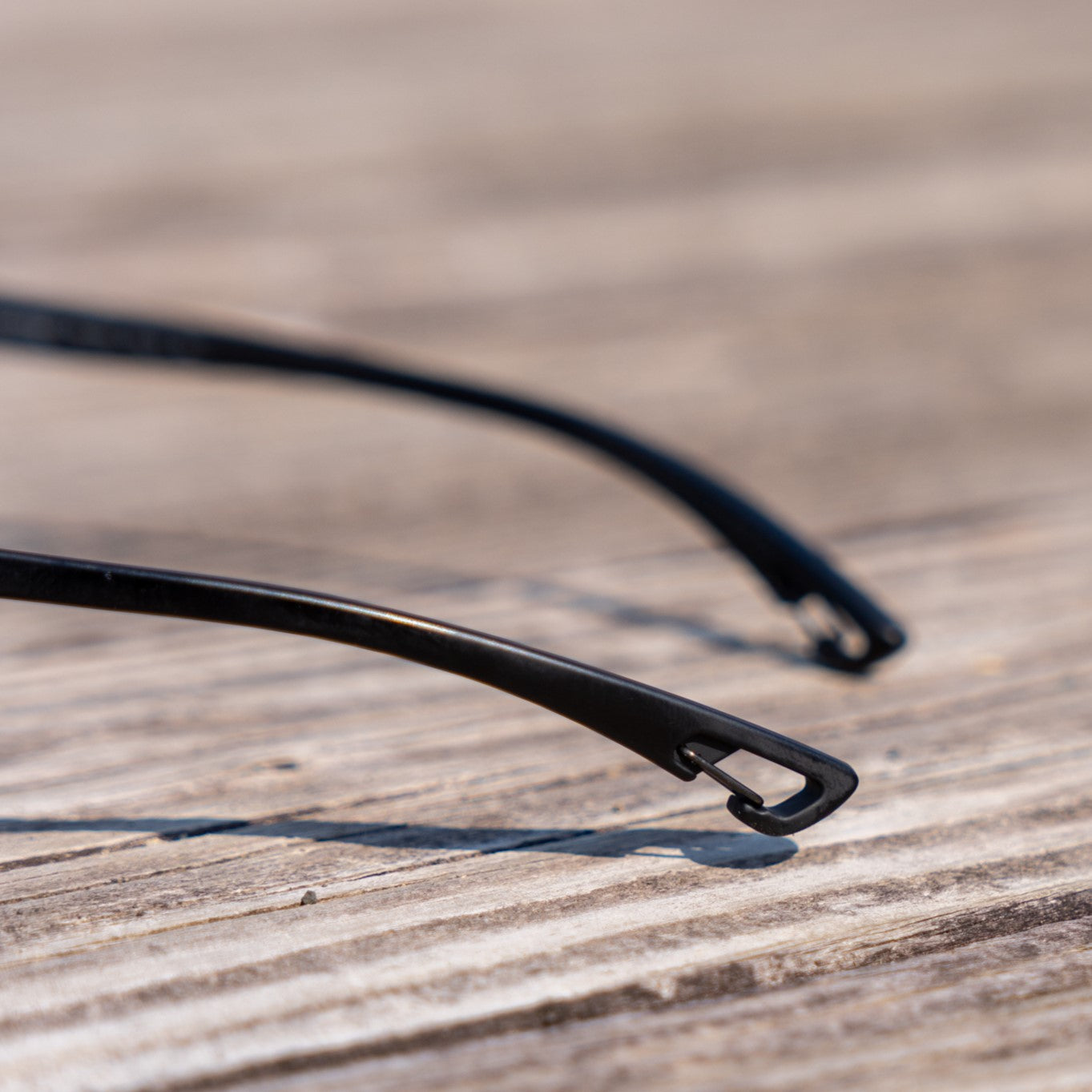 HELMSMAN EYEWEAR (OWL MILS x FOLBOT)