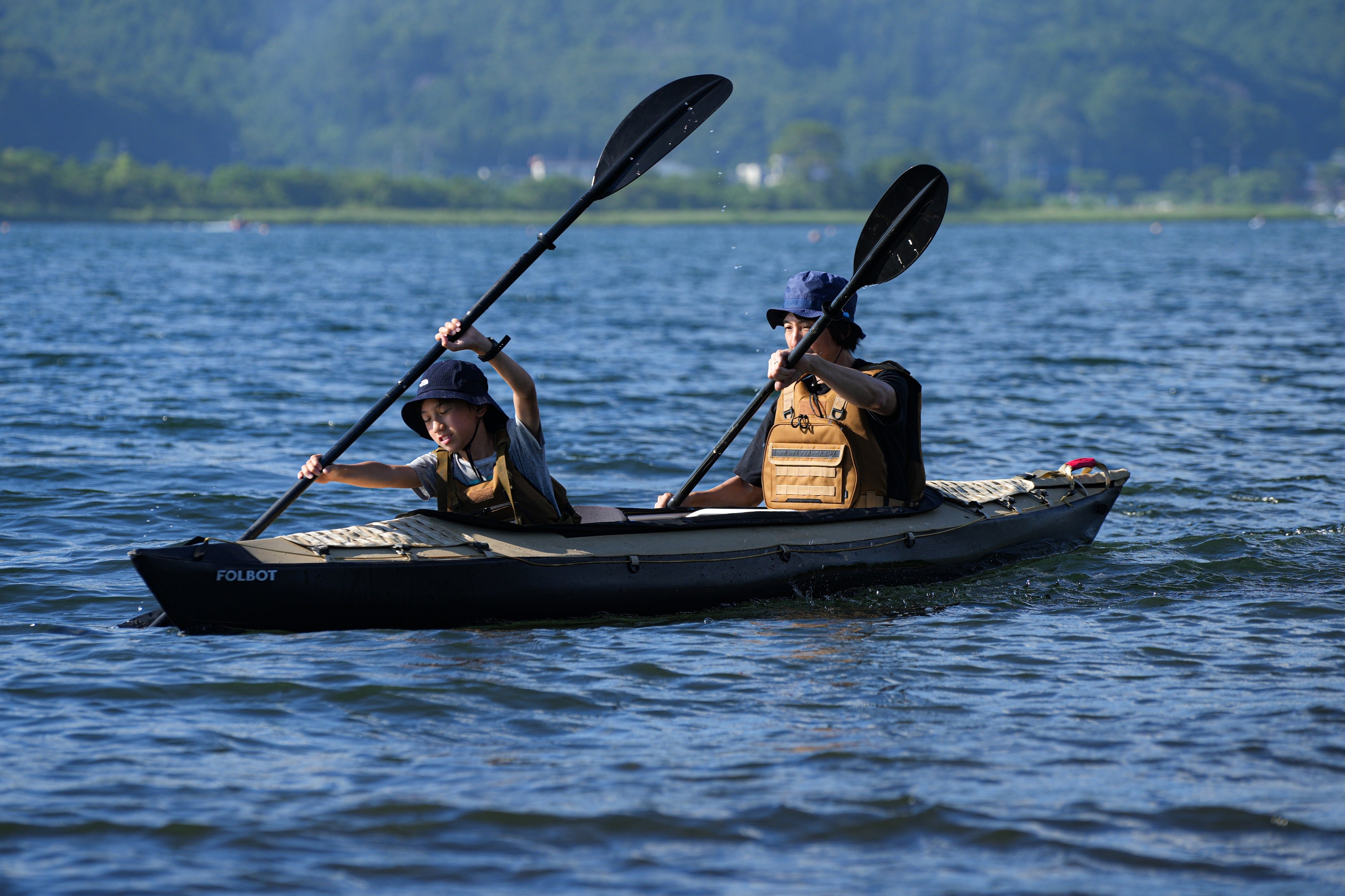 TACTICAL FOLDING KAYAK – FOLBOT