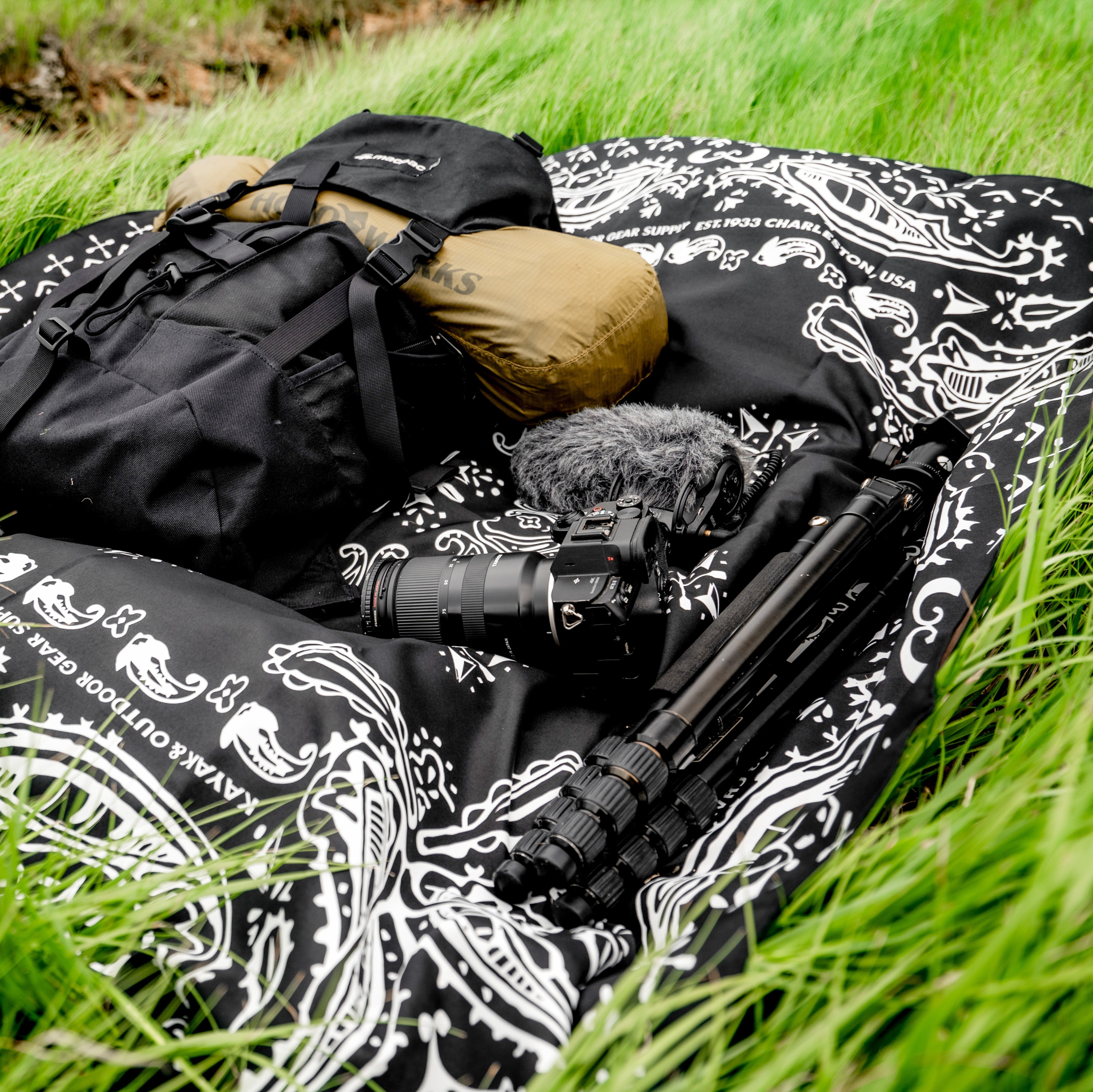 ヘリノックス　コットワンコンバーチブル　バンダナ柄 ヘリノックスからバンダナキルト柄の「テーブルワン