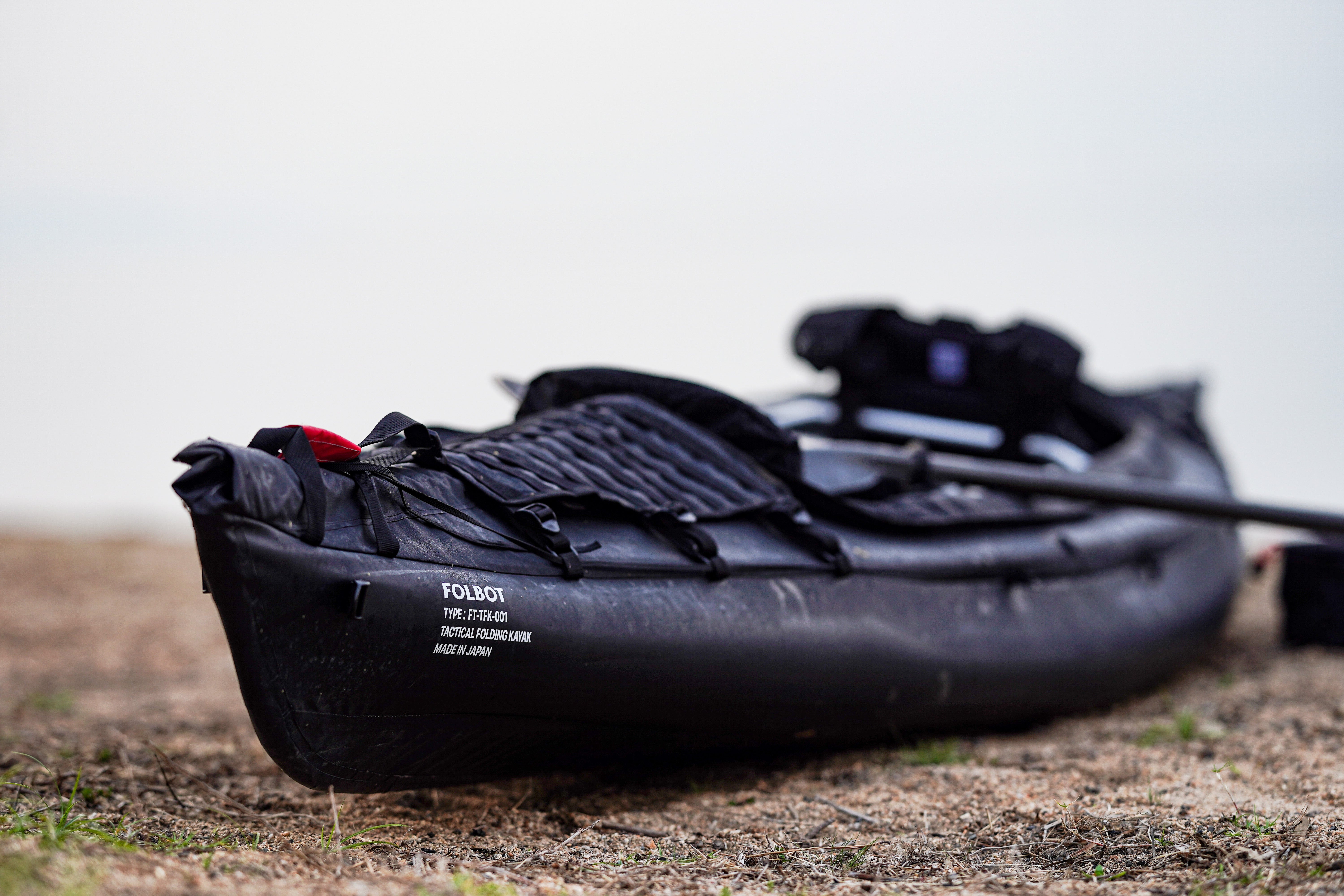 TACTICAL FOLDING KAYAK – FOLBOT