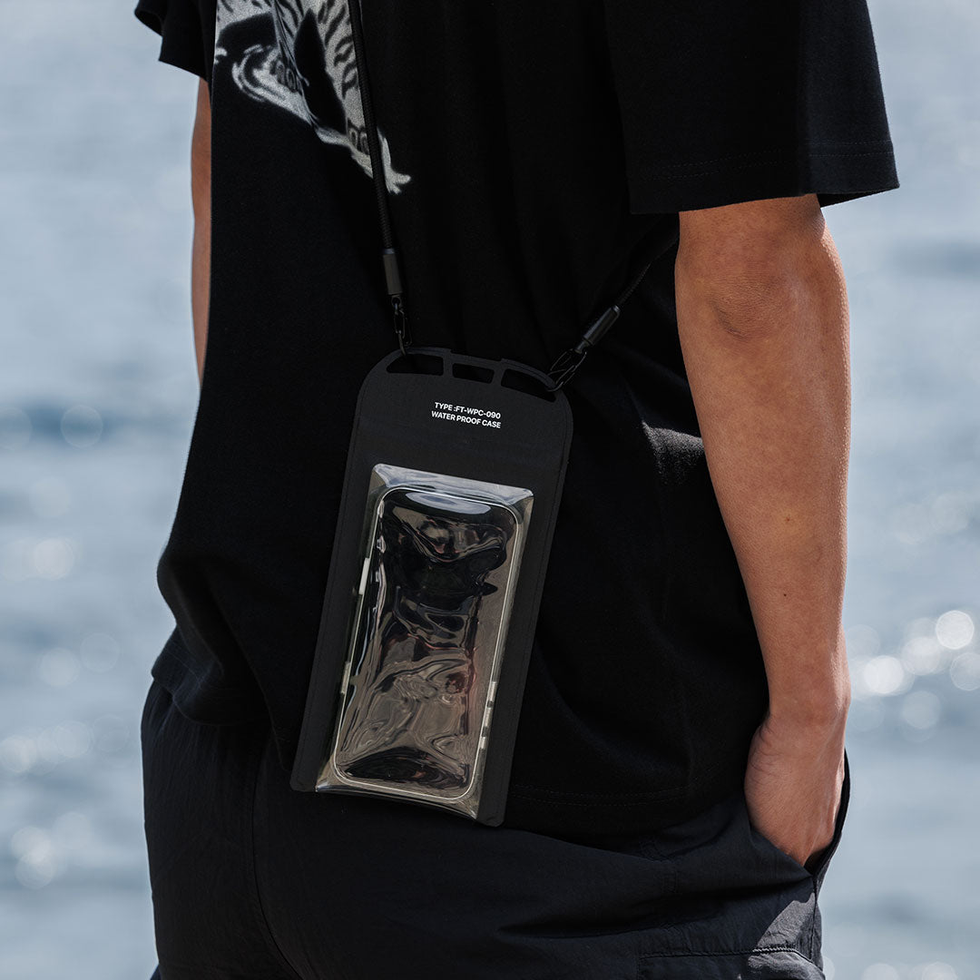 WATERPROOF PHONE CASE